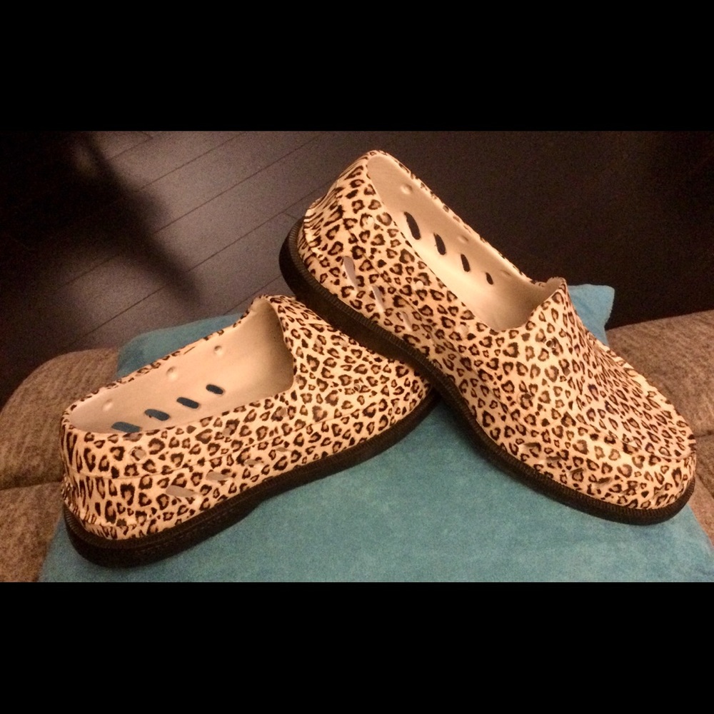 Sperry boat shoes
